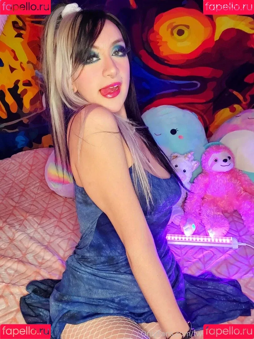 twilightprinxess1 Onlyfans Photo Gallery 
