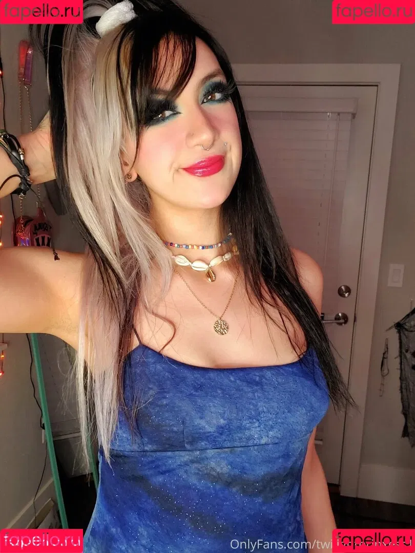 twilightprinxess1 Onlyfans Photo Gallery 