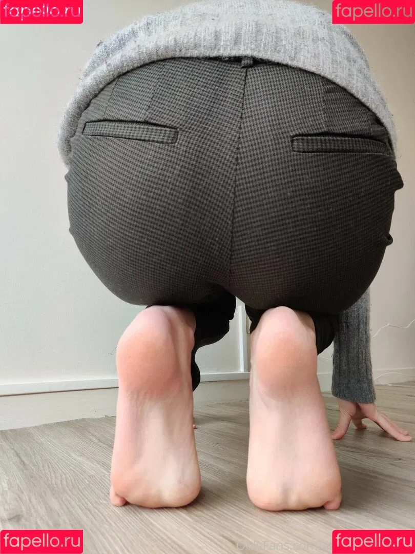 alicefrenchfeet Onlyfans Photo Gallery 