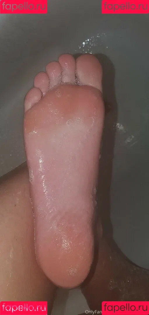 alicefrenchfeet Onlyfans Photo Gallery 