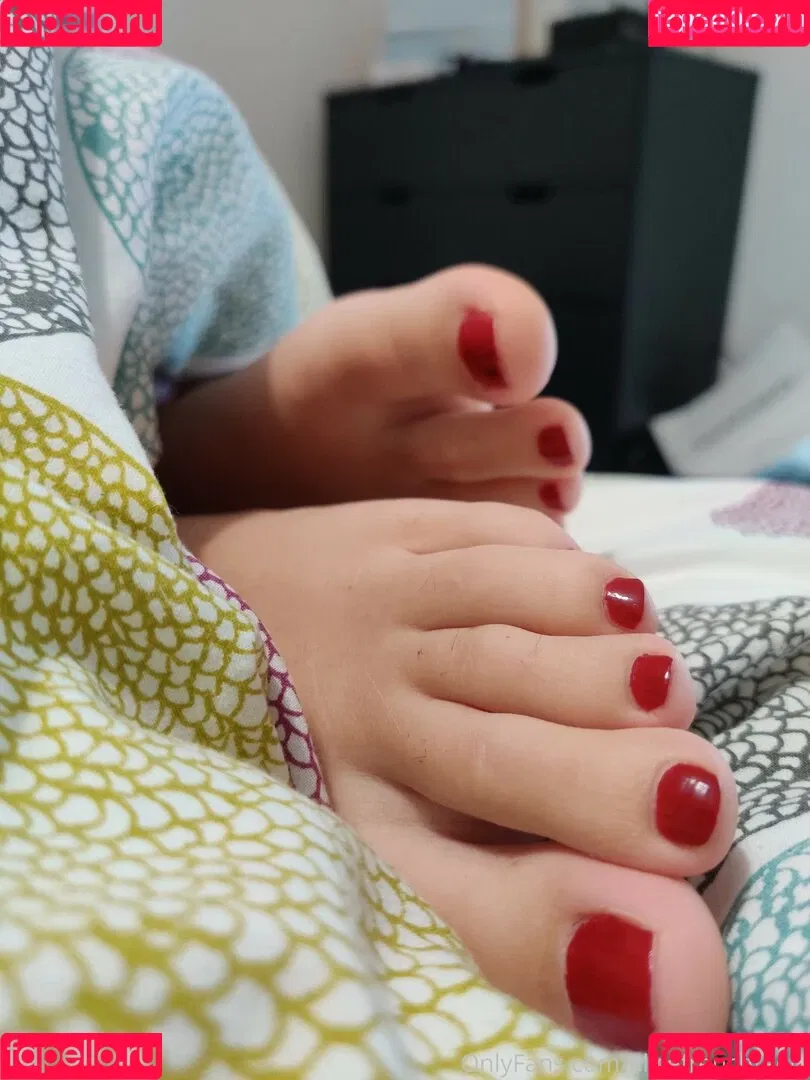 alicefrenchfeet Onlyfans Photo Gallery 