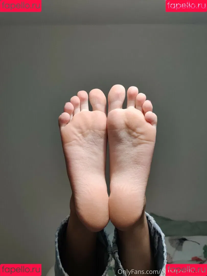 alicefrenchfeet Onlyfans Photo Gallery 