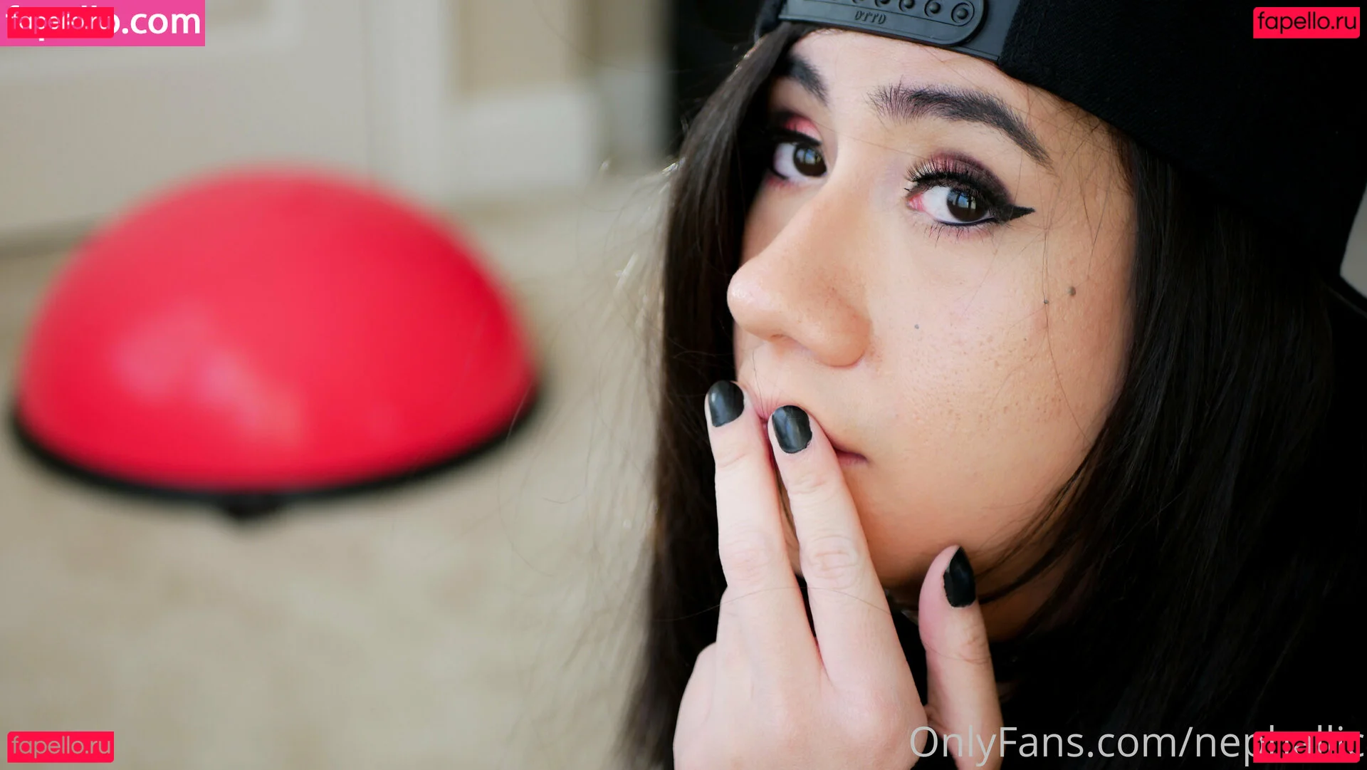 Nephallic Onlyfans Photo Gallery 