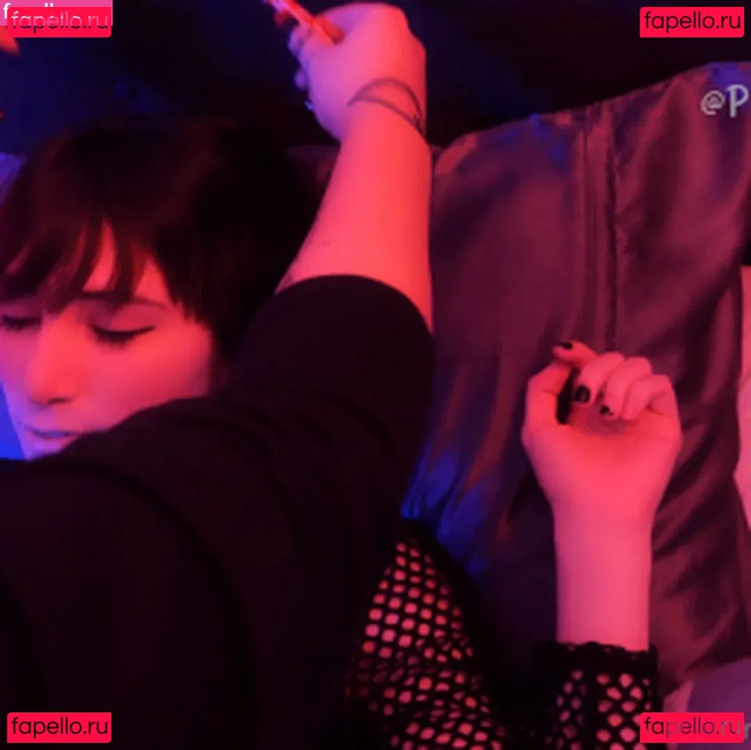 Nephallic Onlyfans Photo Gallery 