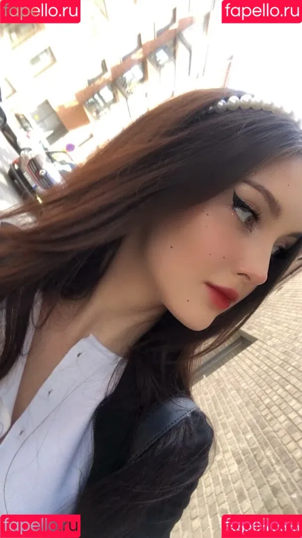 shieru Onlyfans Photo Gallery 