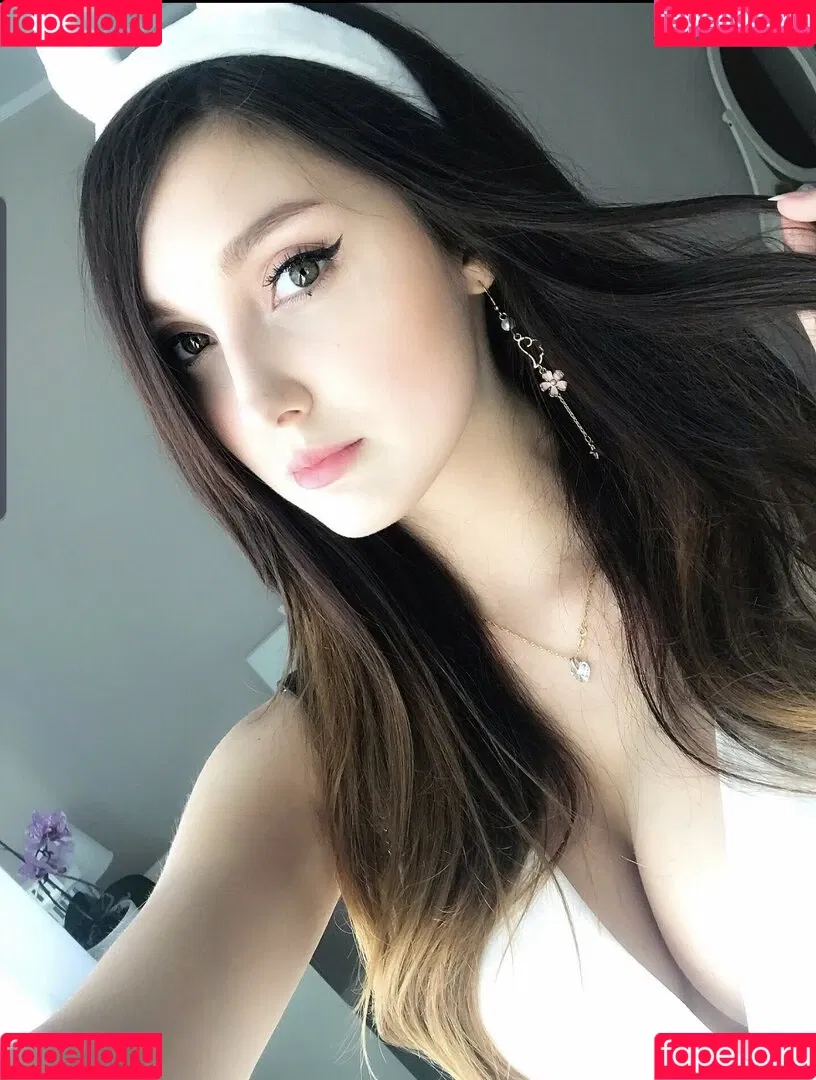 shieru Onlyfans Photo Gallery 