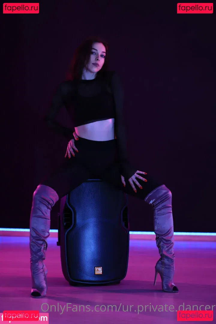 urr.private.dance Onlyfans Photo Gallery 