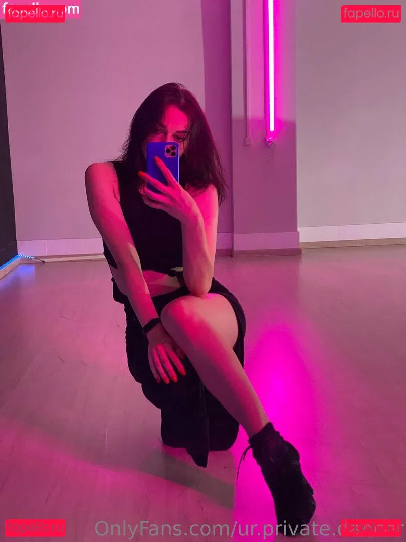 urr.private.dance Onlyfans Photo Gallery 