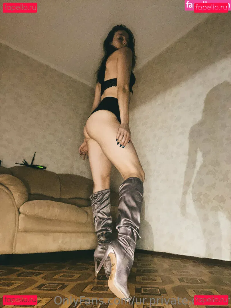 urr.private.dance Onlyfans Photo Gallery 