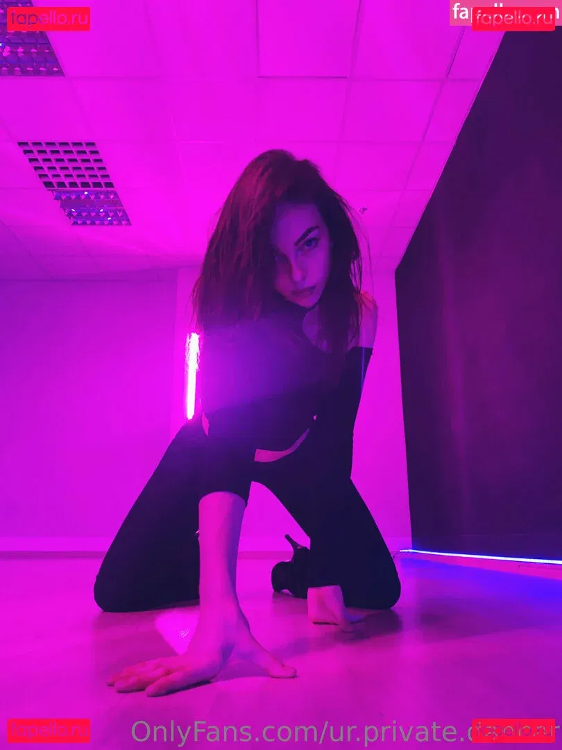 urr.private.dance Onlyfans Photo Gallery 