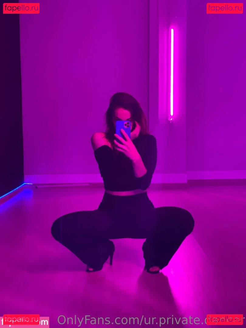 urr.private.dance Onlyfans Photo Gallery 