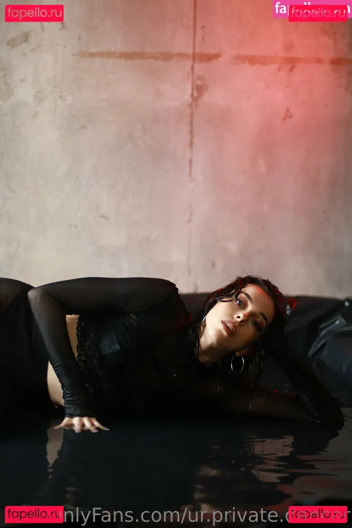 urr.private.dance Onlyfans Photo Gallery 