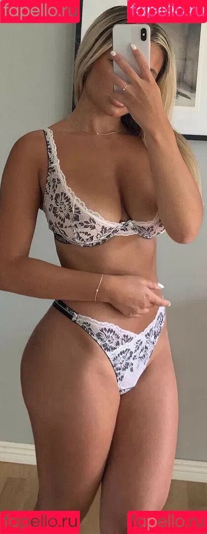 Alma Persson Onlyfans Photo Gallery 