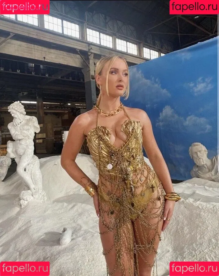 Zara Larsson Onlyfans Photo Gallery 