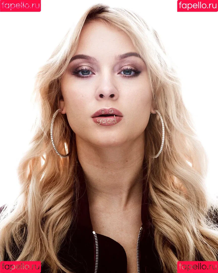 Zara Larsson Onlyfans Photo Gallery 