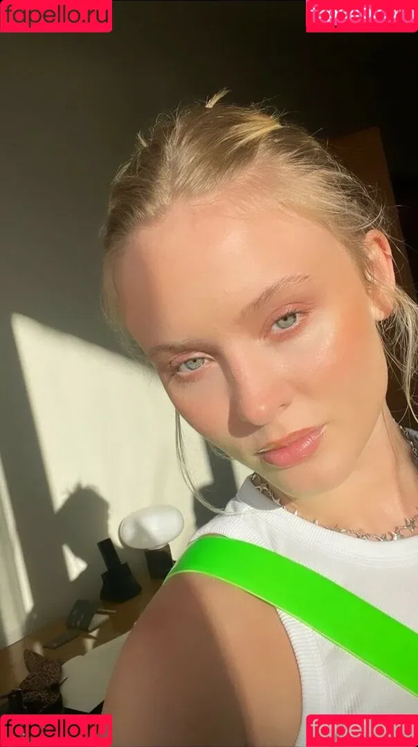 Zara Larsson Onlyfans Photo Gallery 
