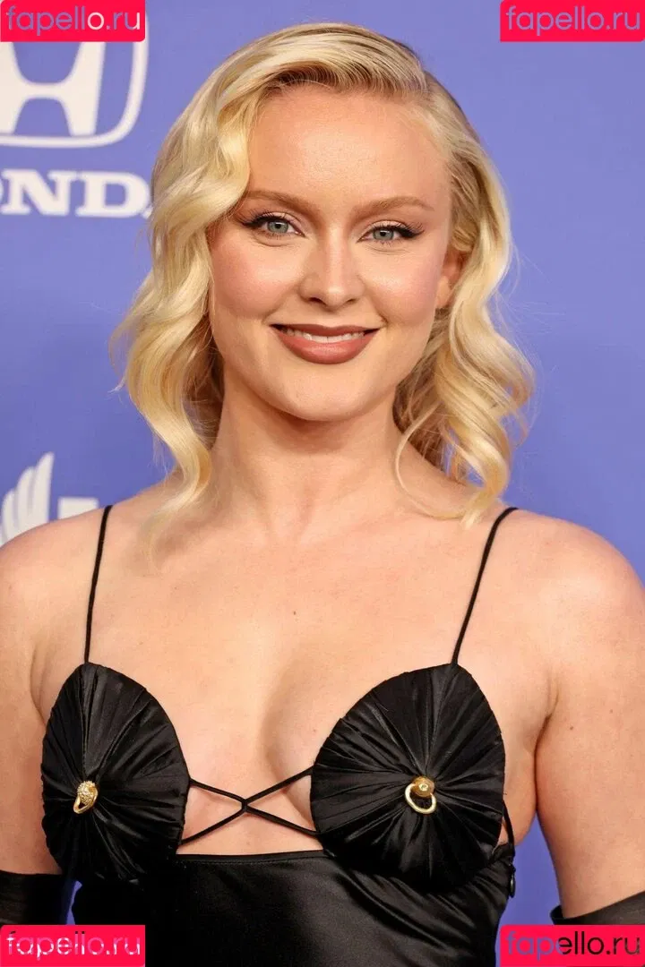 Zara Larsson Onlyfans Photo Gallery 