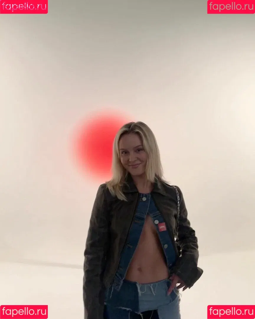 Zara Larsson Onlyfans Photo Gallery 
