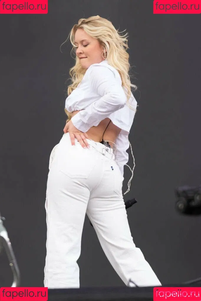 Zara Larsson Onlyfans Photo Gallery 