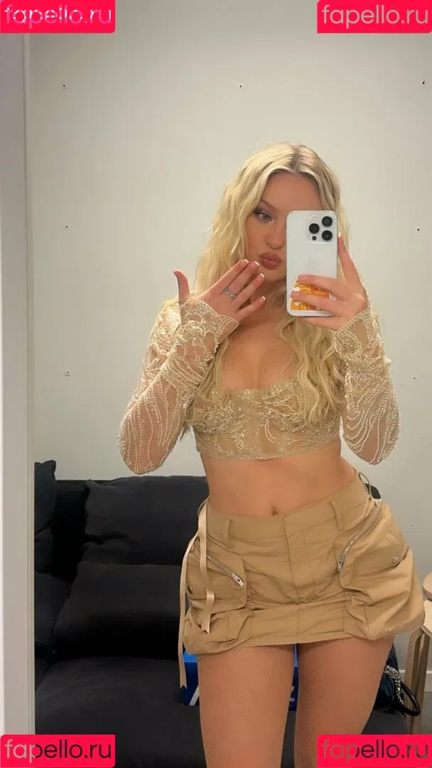 Zara Larsson Onlyfans Photo Gallery 