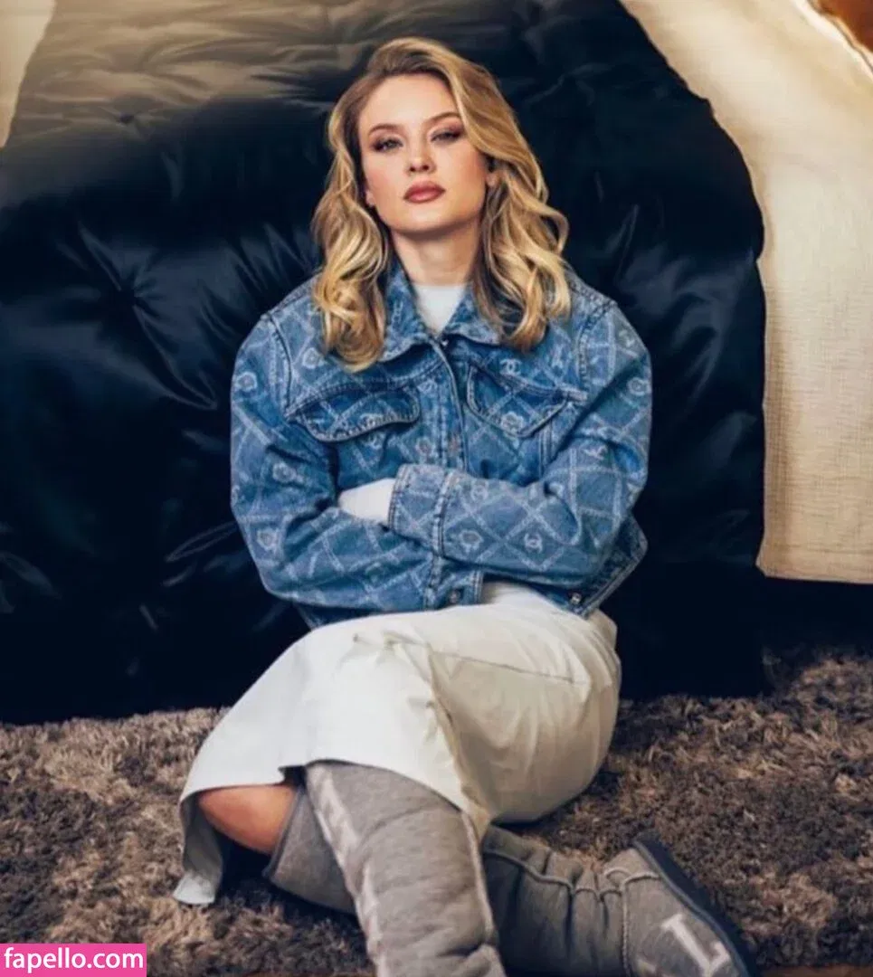 Zara Larsson Onlyfans Photo Gallery 