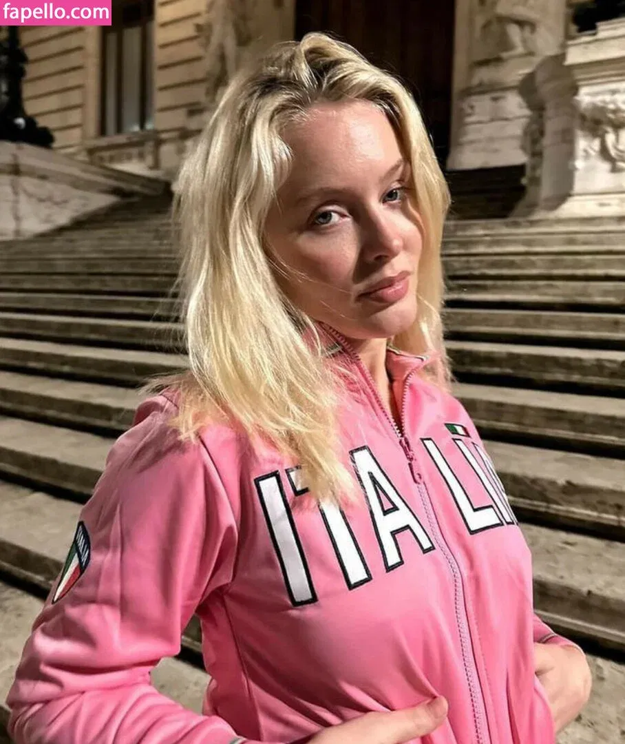 Zara Larsson Onlyfans Photo Gallery 