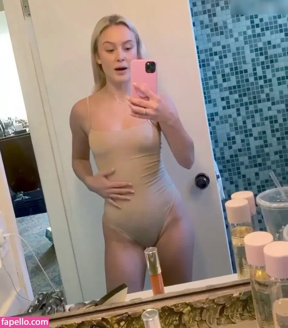 Zara Larsson Onlyfans Photo Gallery 