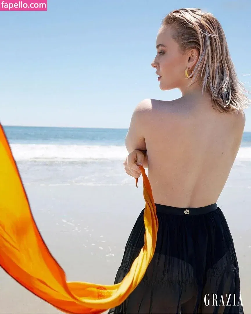 Zara Larsson Onlyfans Photo Gallery 