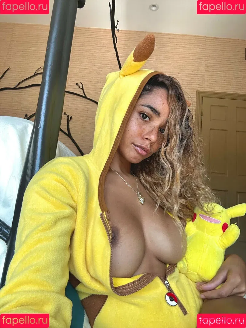 Helayna Marie Onlyfans Photo Gallery 