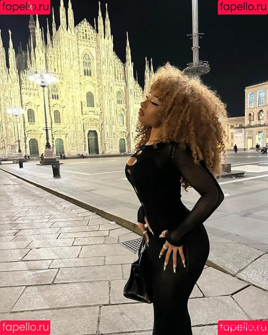 Megan Thee Stallion Onlyfans Photo Gallery 