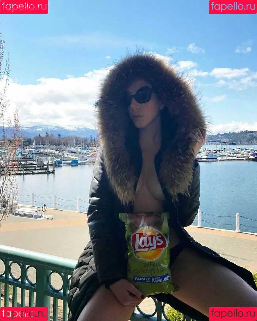 Katherine Ryan Onlyfans Photo Gallery 