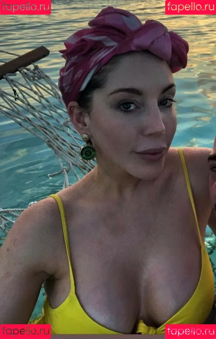 Katherine Ryan Onlyfans Photo Gallery 