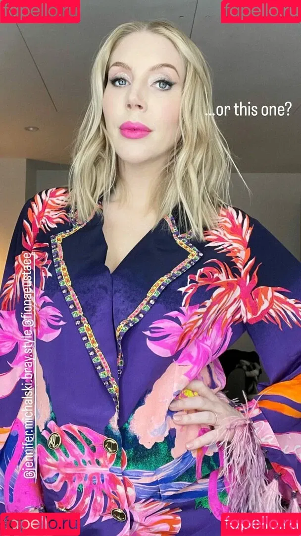 Katherine Ryan Onlyfans Photo Gallery 