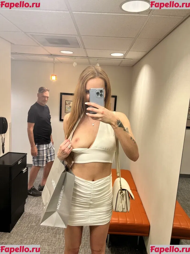 chloefoxxe Onlyfans Photo Gallery 