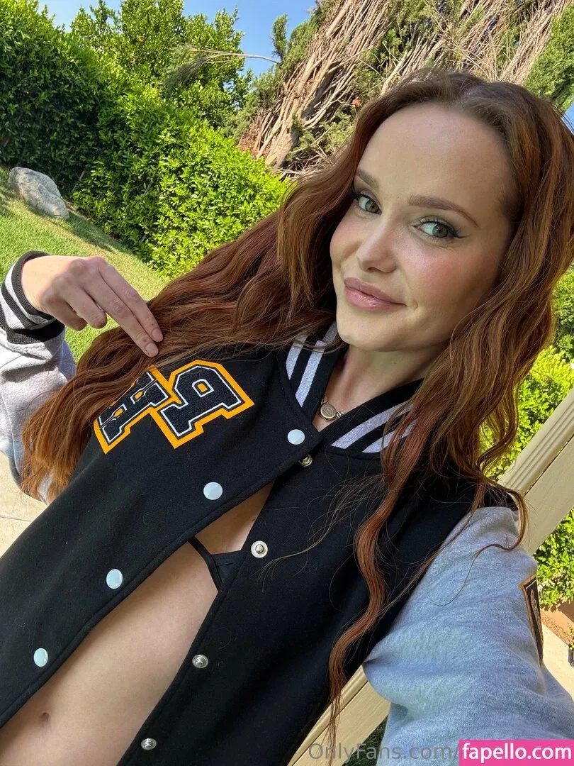 chloefoxxe Onlyfans Photo Gallery 