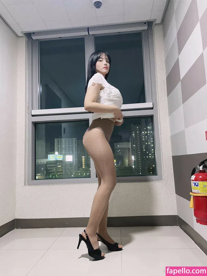 loveju_yu Onlyfans Photo Gallery 