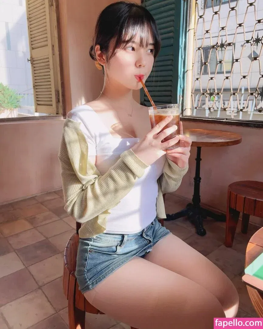 loveju_yu Onlyfans Photo Gallery 