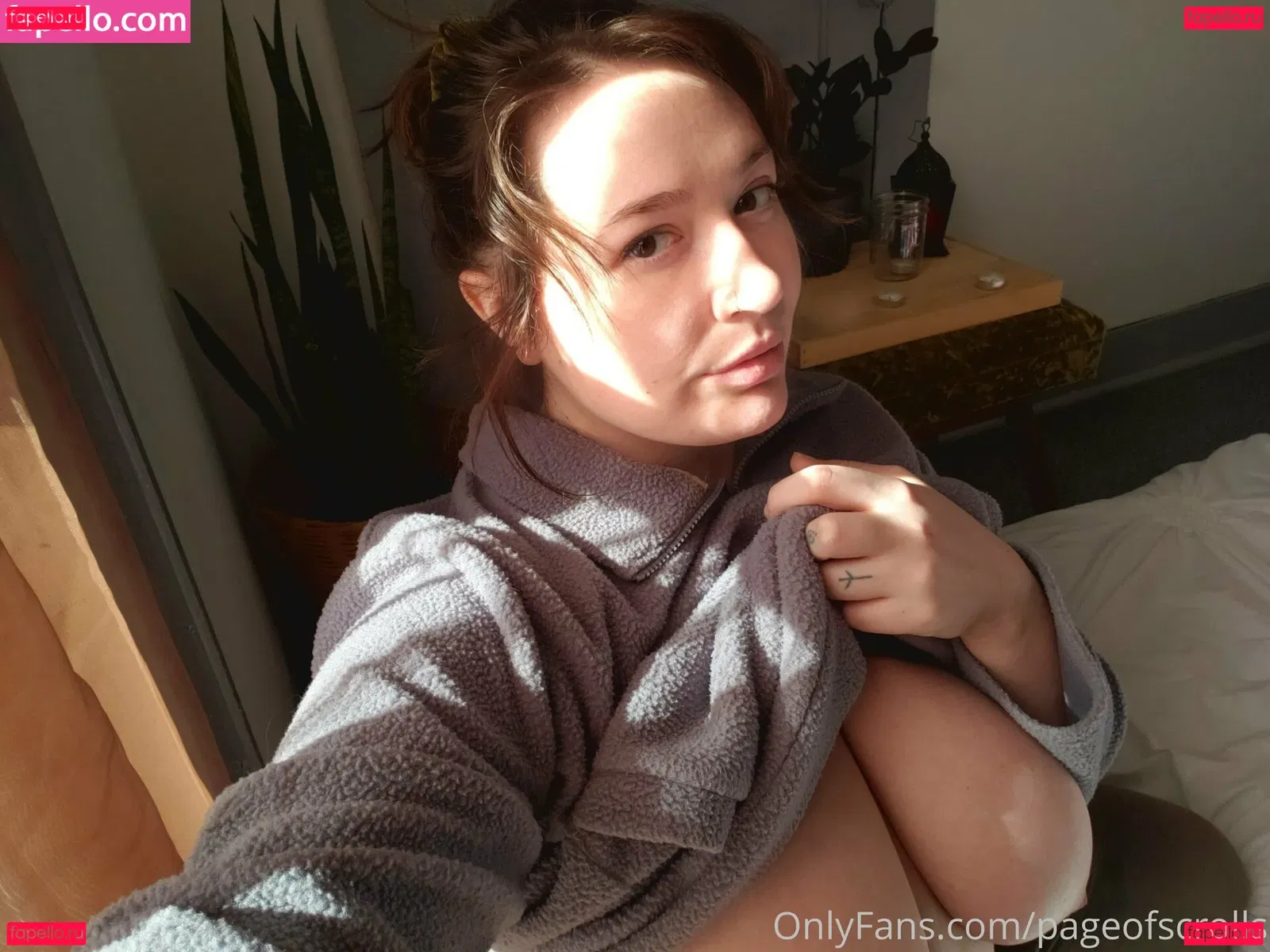 pageofscrolls Onlyfans Photo Gallery 