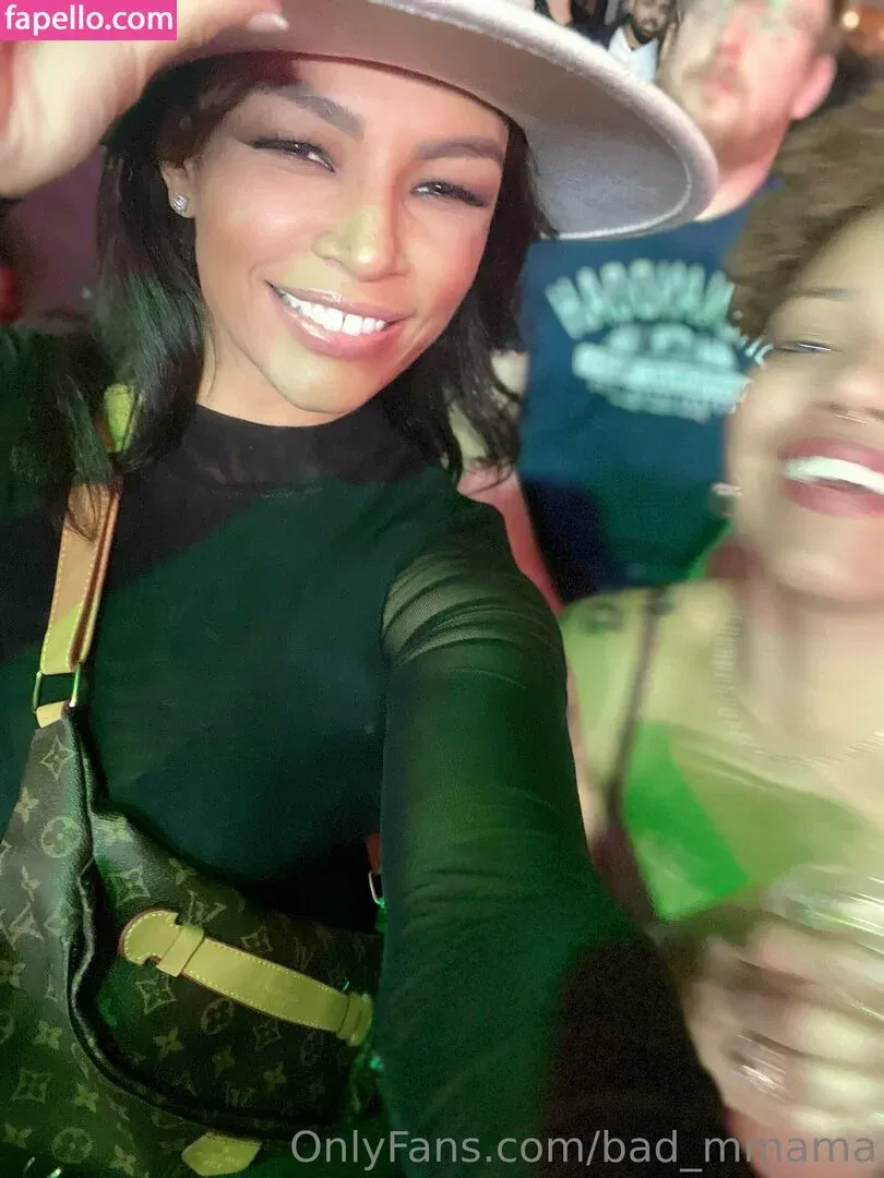 bad_mmama Onlyfans Photo Gallery 