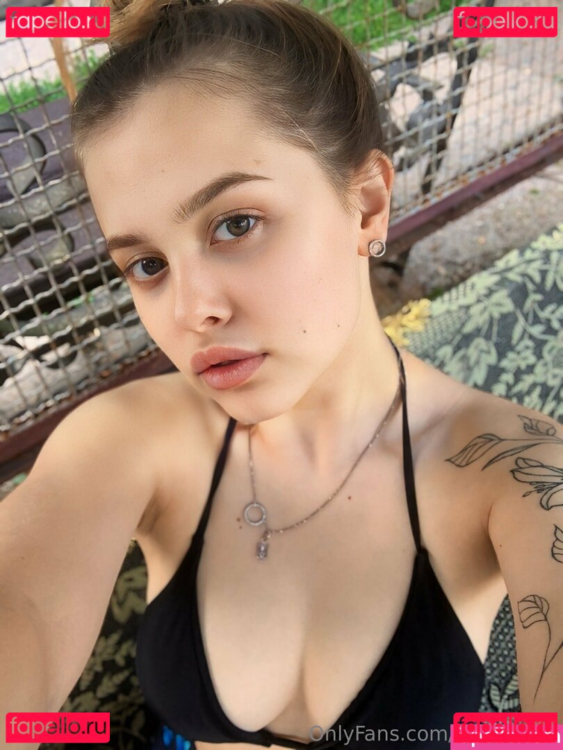 Anna-mira Nude Onlyfans Photo 32