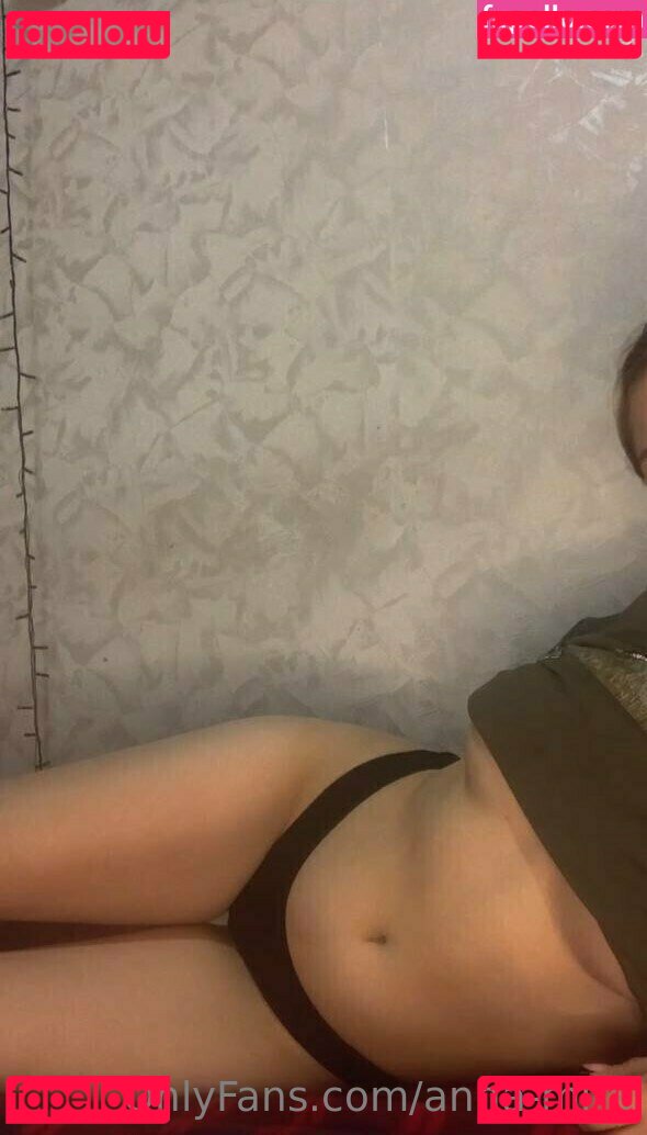Anna-mira Nude Onlyfans Photo 9