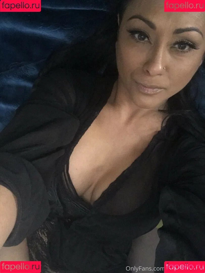 Priya Anjali Rai Onlyfans Photo Gallery 
