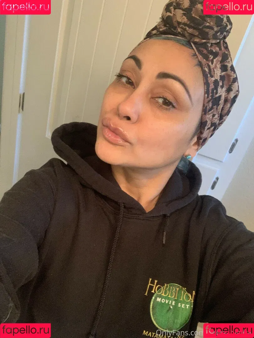 Priya Anjali Rai Onlyfans Photo Gallery 