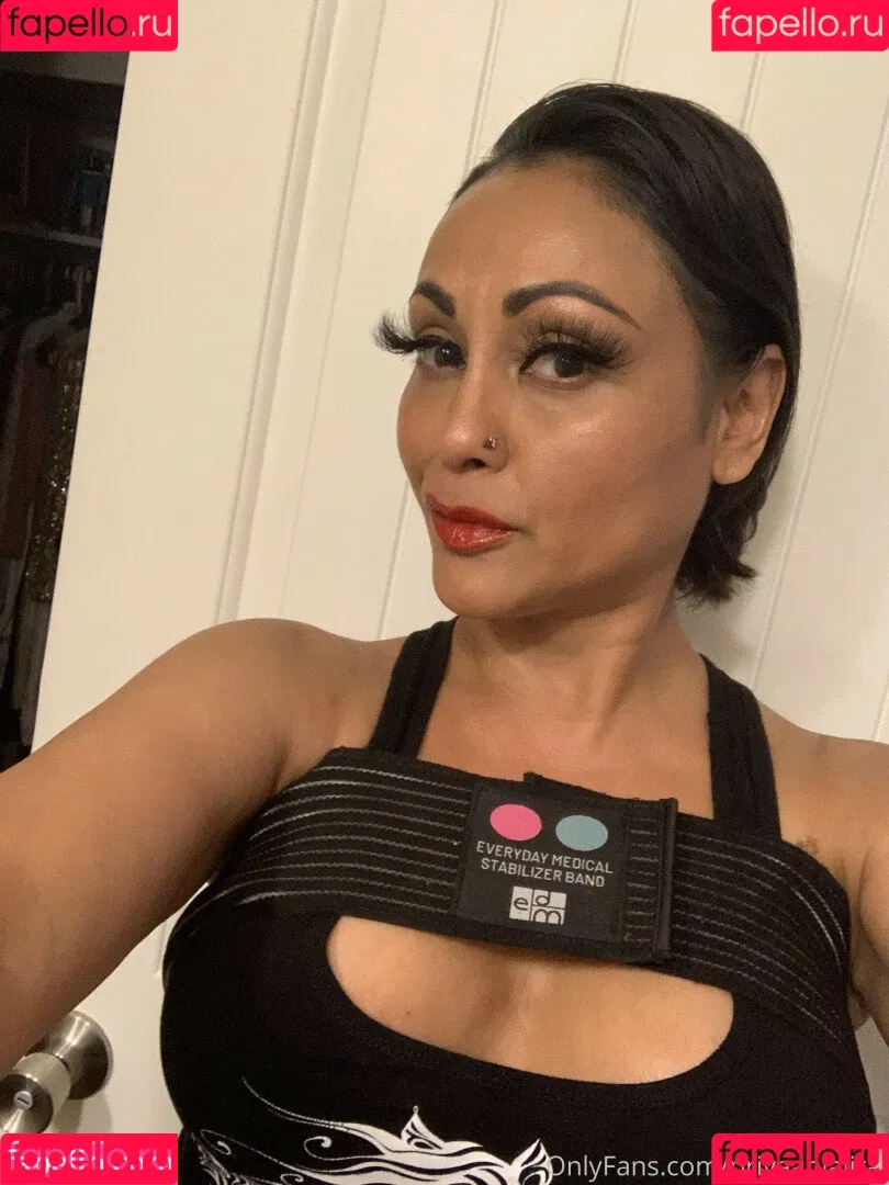 Priya Anjali Rai Onlyfans Photo Gallery 