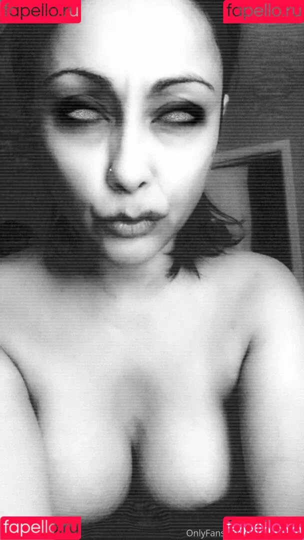 Priya Anjali Rai Onlyfans Photo Gallery 