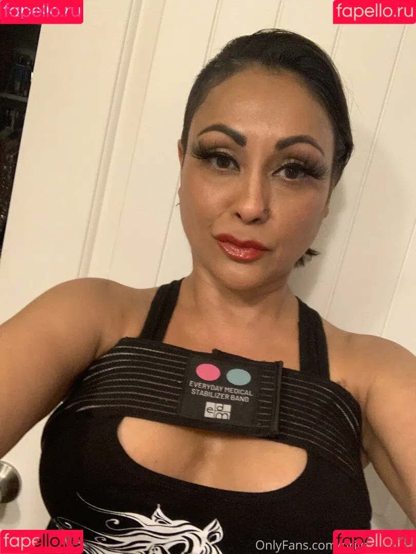 Priya Anjali Rai Onlyfans Photo Gallery 