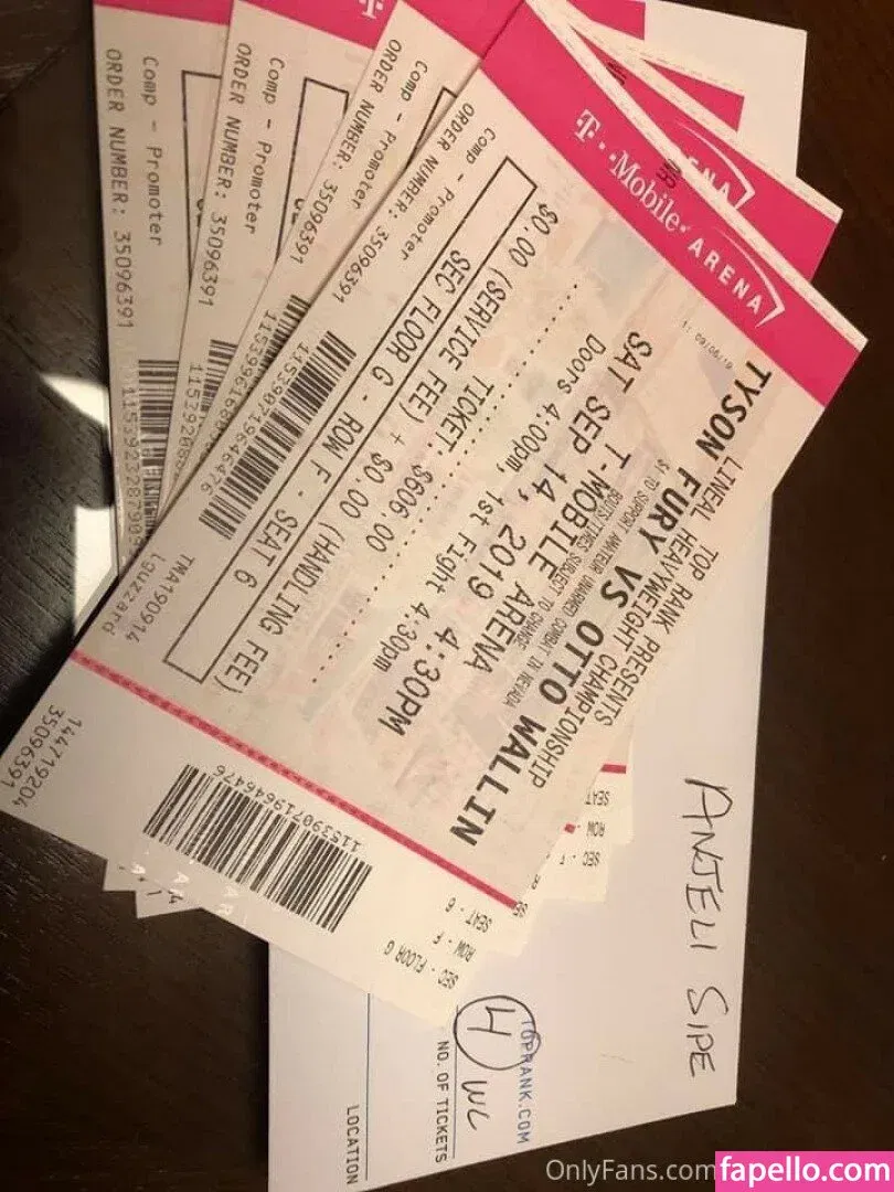 Priya Anjali Rai Onlyfans Photo Gallery 