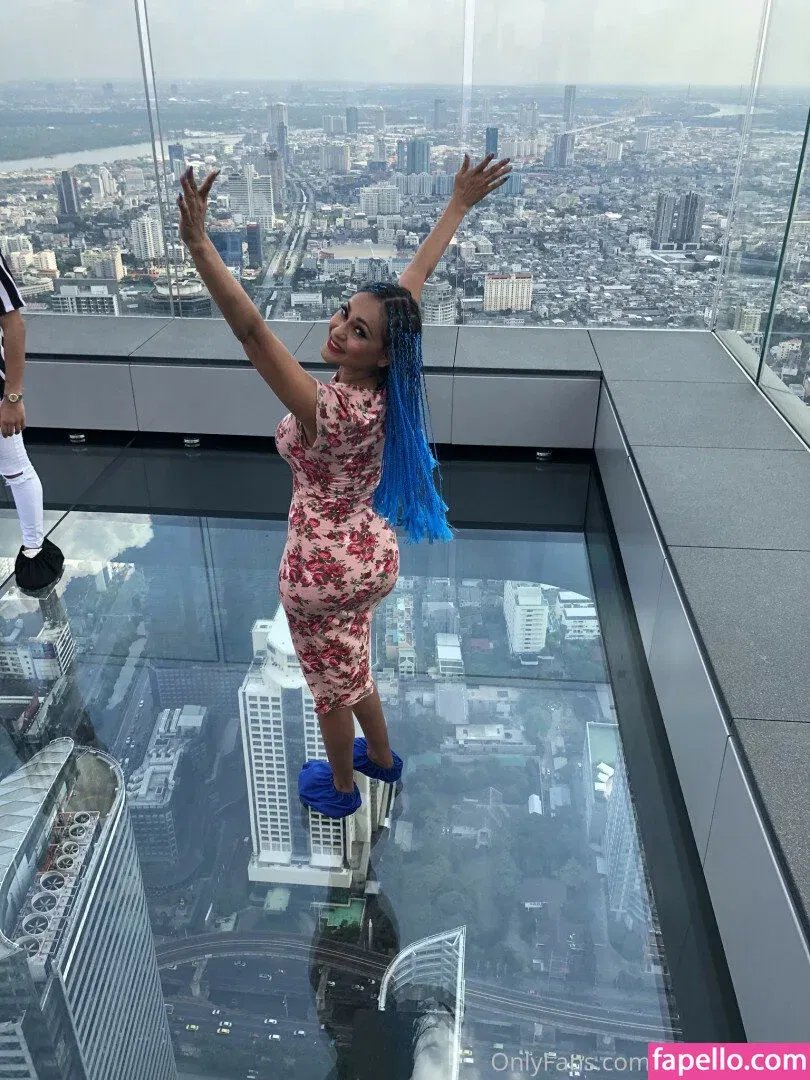 Priya Anjali Rai Onlyfans Photo Gallery 