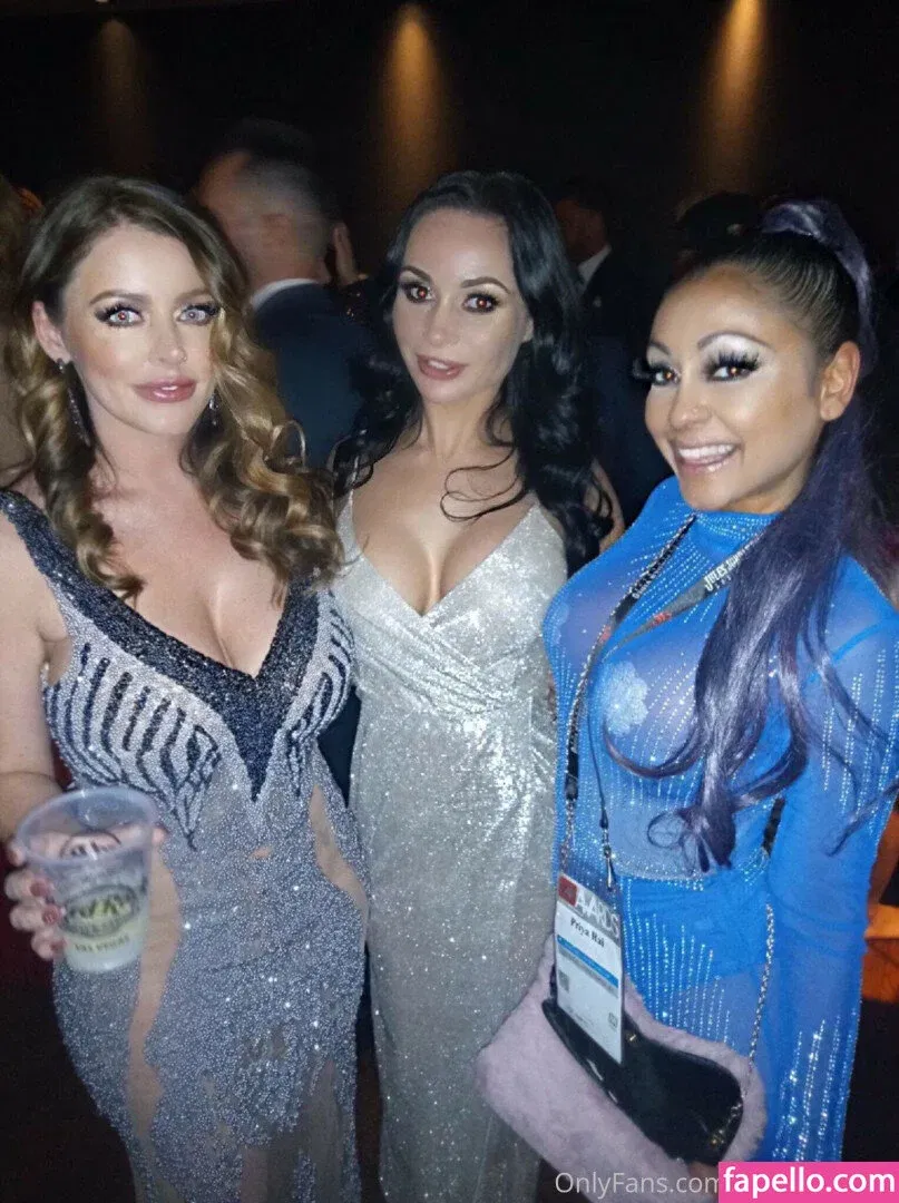 Priya Anjali Rai Onlyfans Photo Gallery 