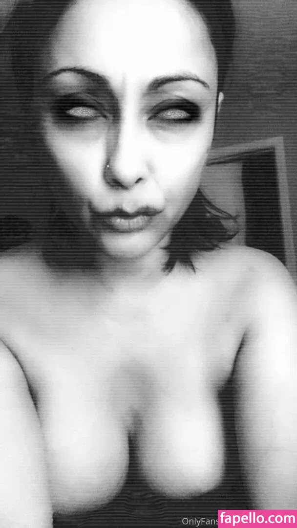 Priya Anjali Rai Onlyfans Photo Gallery 